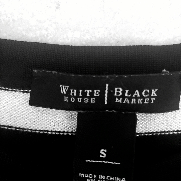 ☀SALE 4 for$20☀               Black and White Striped Knit Tunic - Picture 4 of 4